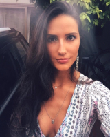 She's so damn sexy