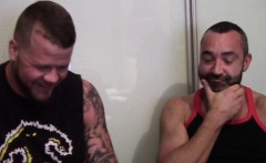 Amateur muscly bear grope