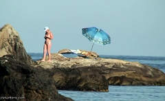 Public voyeur outdoors sex cumshot on the beach