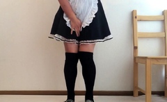 Cute Japanese Maid Pees Herself