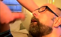 Bearded guy takes two loads to the face from his buddy