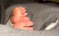 Amateur Foot Fetish Girlfriend Sucks And Gives A Footjob