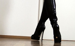 shoe play