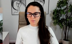 Beauty small tit amateur teen masturbating her shaved pussy