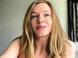 Hot amateur webcam teen masturbates for their fans
