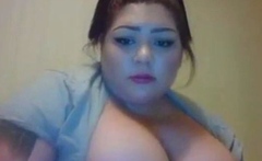 BBW Girl Pleasures Herself on Webcam