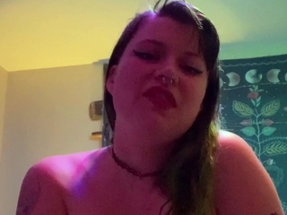 Love Chat Big Boobs Brunette Masturbating For Cam