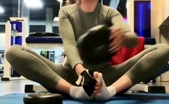 Young amateur teen in solo masturbation getting kinky