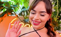 Busty Rose Lynn Gives Horny Dick Satisfying Ride